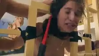 يستدرج طالبة