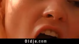 مصري ديوث ينيك اخته