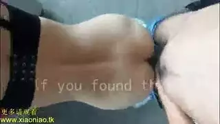 شاهدها تخلع كل شيء وتمارس الجنس أمام الكاميرا