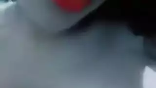كلسيكي ولا يتجسسن علي امه