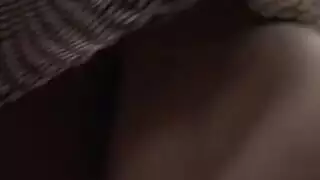 رحلات قاسية: جلسة جنس جماعية للسكرتيرات في المترو