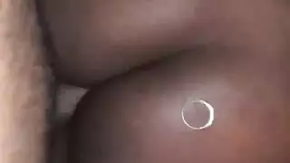 نكاح كس باكر: حركة إفطار جنسية صريحة