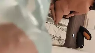 إباحية كاميرا خفية: أسلوب الكلب الخام لرجل عجوز مع فتاة صغيرة