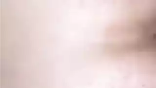 عاهرة مصرية ذات صدر كبير ومؤخرتها الضخمة في العمل